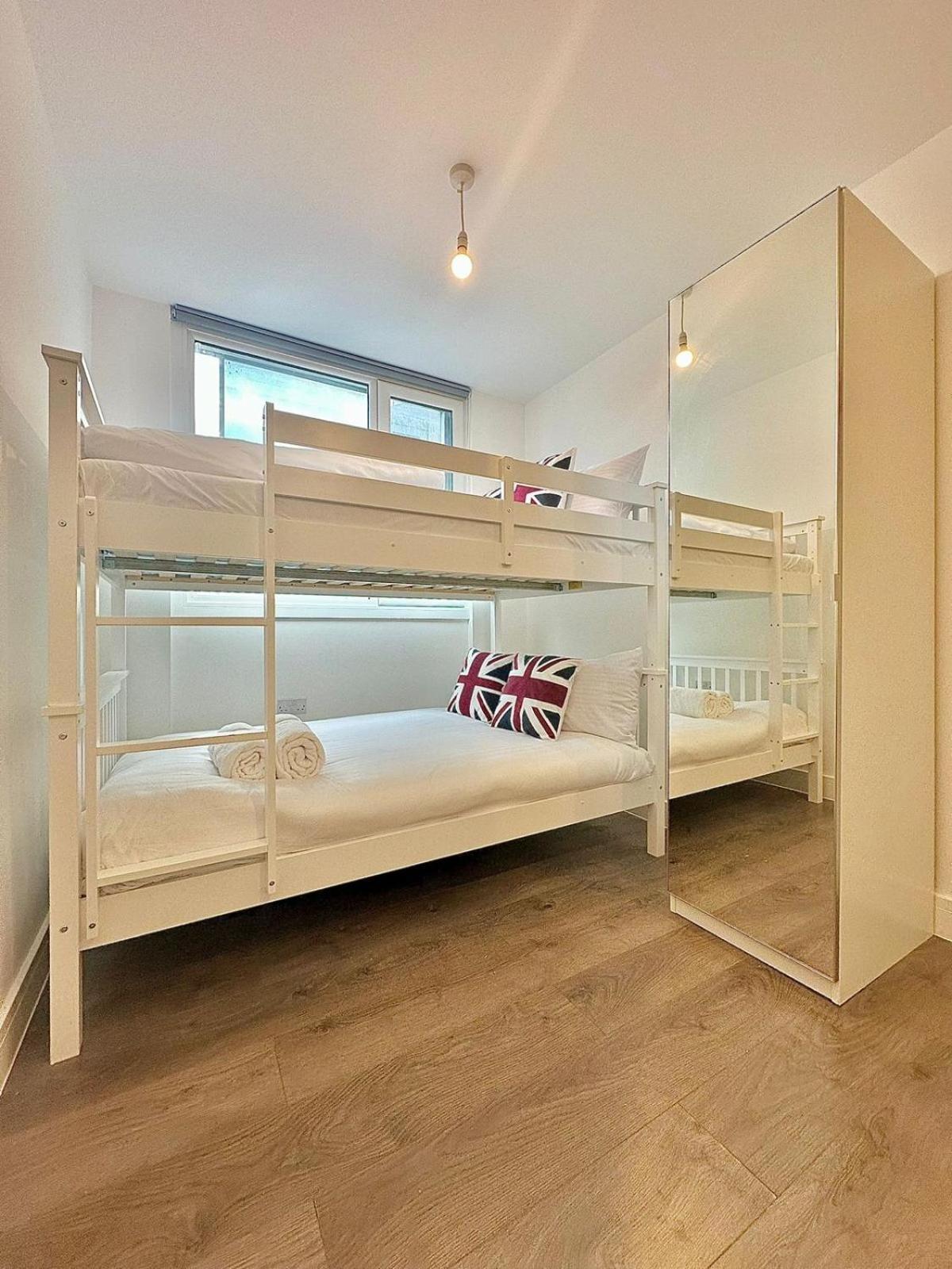 264 Rooms Лондон Экстерьер фото